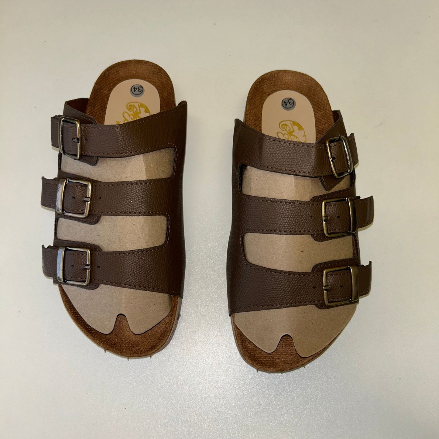 Third-Buckle Cork Sandals – Adjustable Comfort Slides